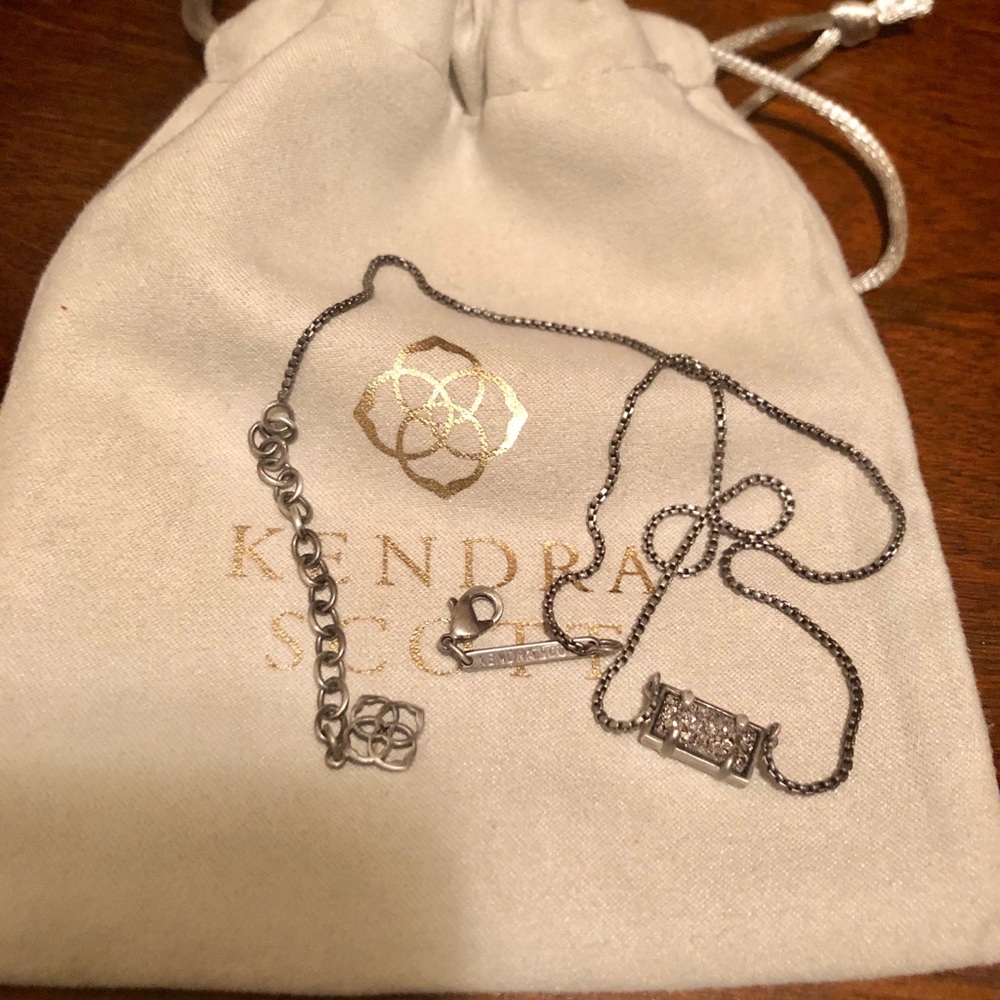 Kendra Scott Necklace
